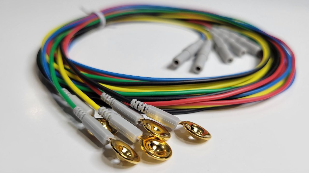 What Are the Key Factors in Selecting the Right EEG Lead Wire Type?